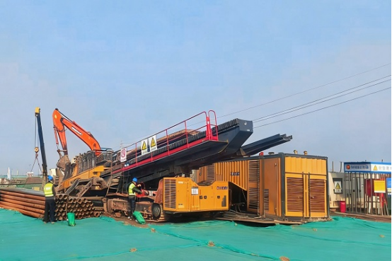 四分公司昌黎海上光伏项目跑出建设“加速度”